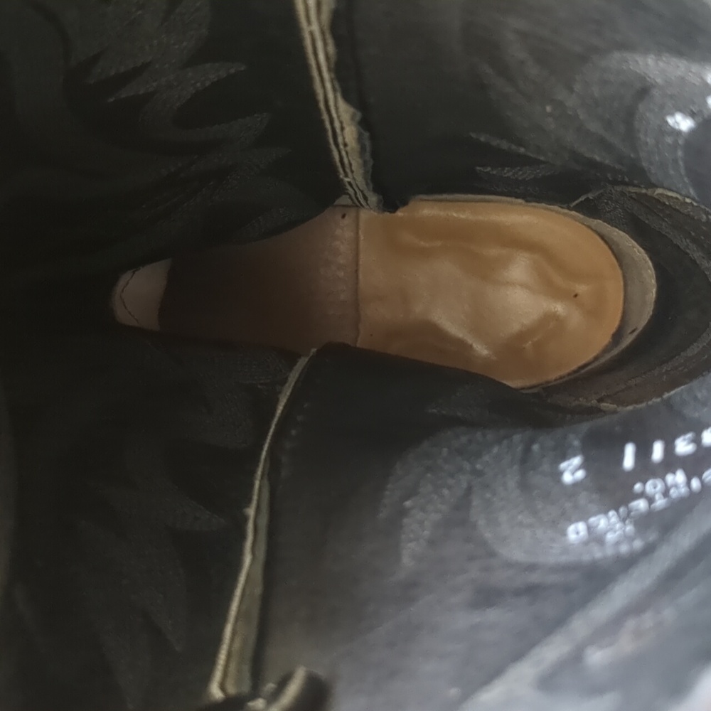 Justin Black Women's Cowboy Boots, Size 8 - Picture 7 of 7